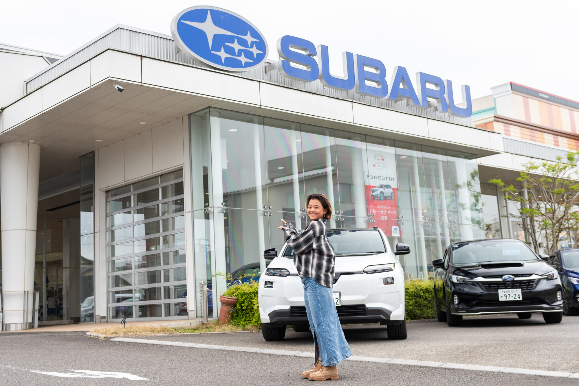 プロサーファー・池田美来選手が来社されました